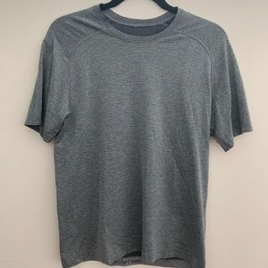 lululemon metal vent t-shirt